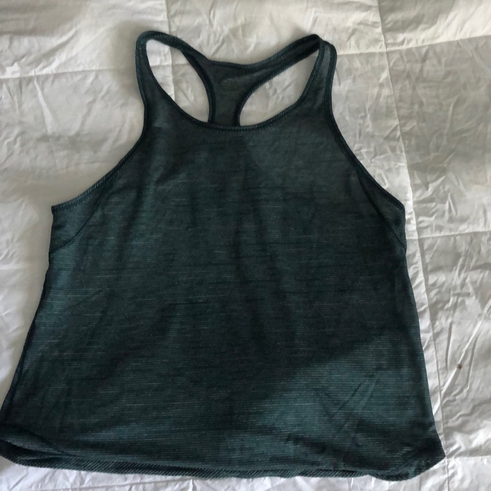 Lululemon tank